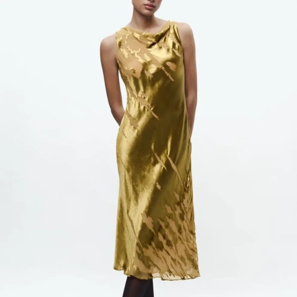 NWT ZARA VELVET MIDI DRESS ZW COLLECTION XS, S 9430